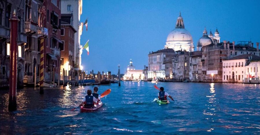 2hr Night Kayak Tour in Venice: premium tour with sunset - A Short Kayak Lesson Before the Canals
