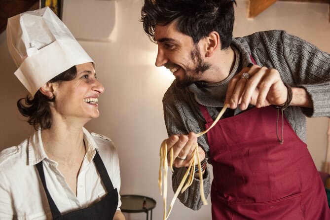 3 Hour Cooking Class: Homemade Pasta and Tiramisu in Venice - Fresh tagliatelle and seasonal sauce