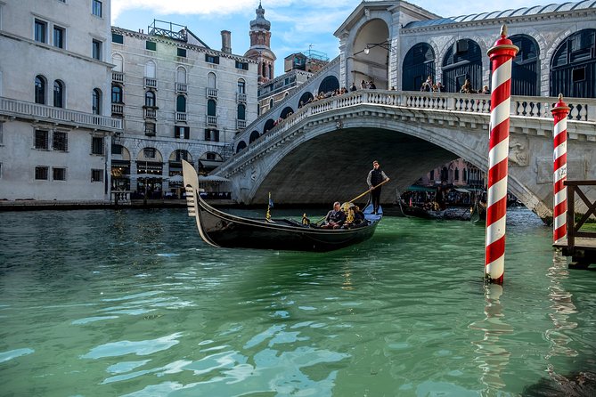 3 Hours Private Original Venice Photo Walk - Ten portraits and better family photographs