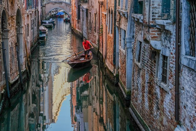 3 Hours Private Original Venice Photo Walk - What the $181.02 price buys you