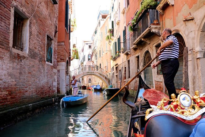 45-Minute or 1-hour Private Gondola Ride from Rialto - Choosing the best time of day