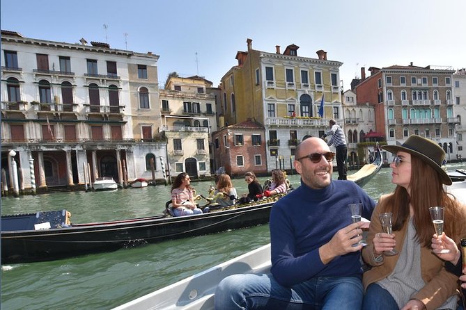 A Venetian Aperitif on The Lagoon - Why Venice Lagoon feels better from a small boat