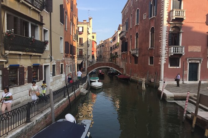 Best of Venice Private Tour: St. Mark's Doge Palace Gondola Ride - St. Mark’s Square and Basilica: Venice at full volume