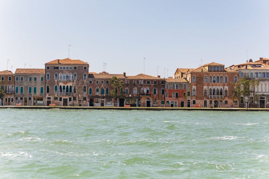 Boat Trip: Glimpse of Murano, Torcello & Burano Islands - How the $29 price compares with the experience