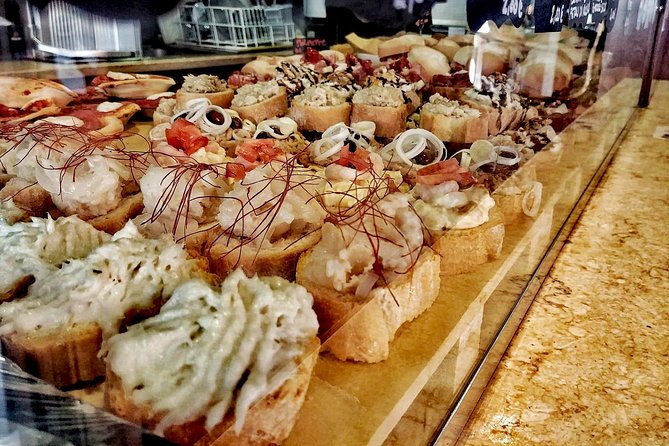 Brunetti's Venice: A Culinary Journey Through Leon's Mysteries - Why Brunetti is a good guide to Venice