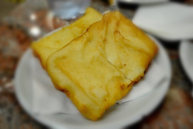 Brunetti's Venice: A Culinary Journey Through Leon's Mysteries - Finish the sweet course in Dorsoduro