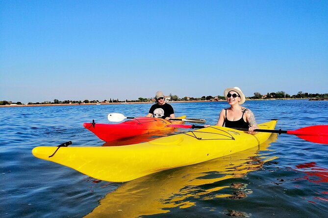 Burano Kayak Eco-Tour Through the Venetian Lagoon - What the small group changes