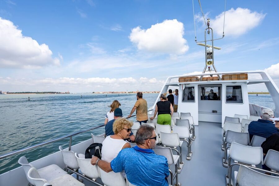 Chioggia-Venice: Day&Night Boat Transfer Round-Trip or 1-Way - Why arriving by boat makes sense