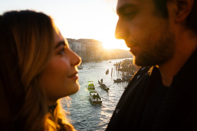 Cinematic Photoshoot in Venice: Capture Venice Hidden Gems - Palazzo Ducale and the Bridge of Sighs
