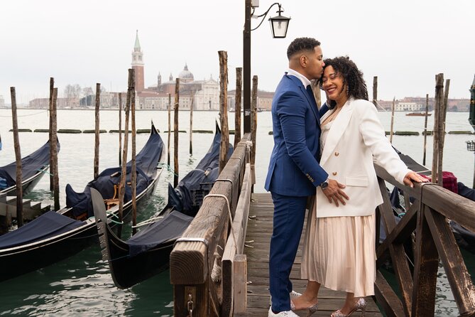 Cinematic Photoshoot in Venice: Capture Venice Hidden Gems - Photo delivery and the value of 150-plus images