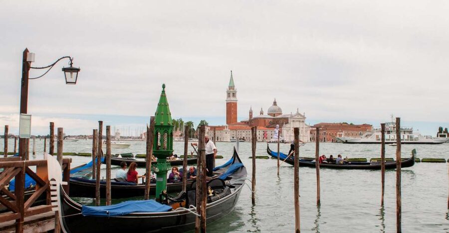 Classic Venice: 2-Hour Walking Tour with Basilica Entry - St. Mark’s Basilica and the changing entry plan