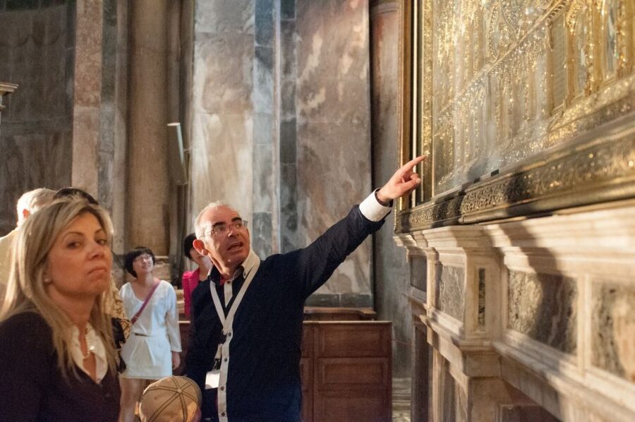 Classic Venice: 2-Hour Walking Tour with Basilica Entry - Why a private group can be worth the price