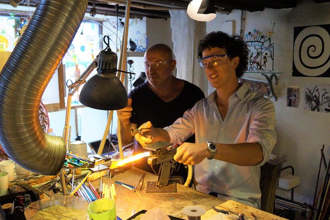 Create your Glass Artwork: Private Lesson with Local Artisan in Venice - Is this suitable for children and beginners?