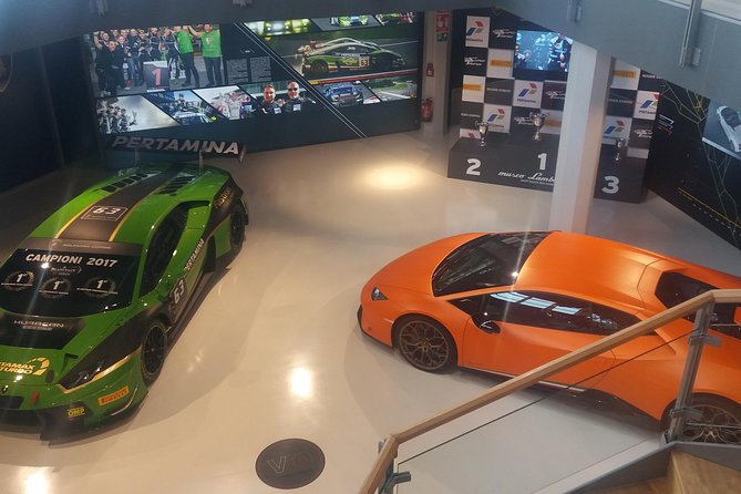 Create your Lamborghini and Ferrari day from Venice - Leaving Venice for Italy’s Motor Valley