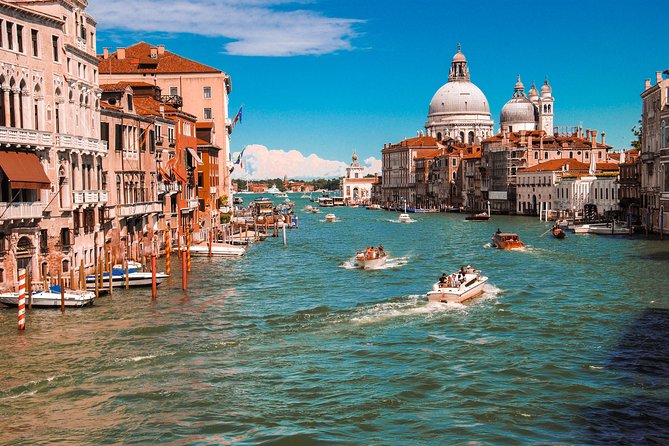 Discover Venice’s most Photogenic Spots with a Local - Palazzo Contarini del Bovolo and the spiral staircase