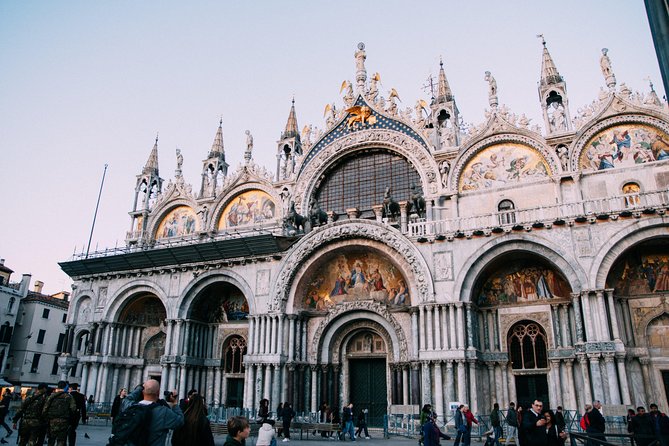 Discover Venice’s most Photogenic Spots with a Local - Rialto Bridge and the working heart of Venice