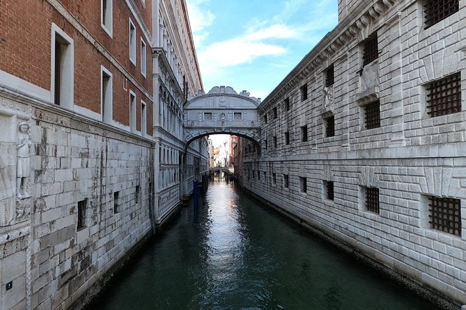 Doge's Palace & St. Mark's Basilica skip-the-line guided tour - Inside Doge’s Palace for 1 hour 15 minutes
