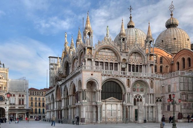 Doge's Palace & St. Mark's Basilica Tour - How the guides shape the experience
