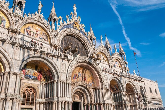 Doge’s Palace Tour, Prisons, Bridge of Sighs & Gondola Ride - Meeting at Piazza San Marco’s Clock Tower