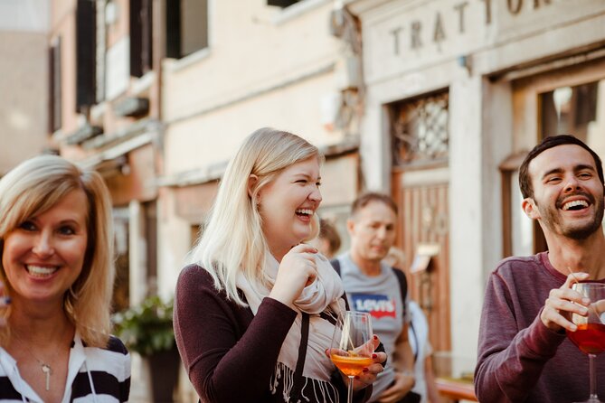 Eat like a Local: Venice Cicchetti and Wine Tasting Evening Tour - What the guides add to the evening
