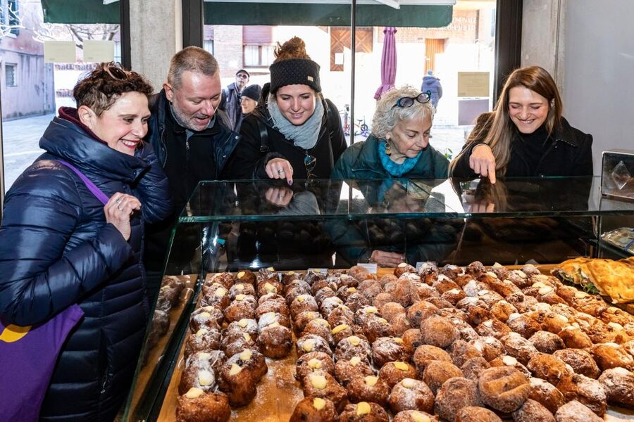 Eating Venice: Offbeat Food & Drinks Tour - Cannaregio and the Jewish Ghetto