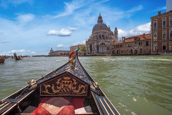 Enchanting Venice: Private Gondola Experience - What the private gondola ride actually offers