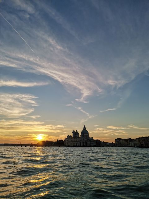 Evening Walking Tour with optional motorboat Ride - The Jewish Ghetto, Venice’s thoughtful first chapter
