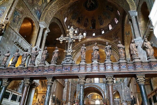 Exclusive Entrance Doge Palace & St. Mark's Basilica Terrace Tour - My verdict: book it for the timing