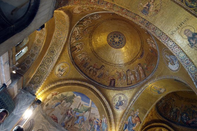 Exclusive Private Tour of Saint Mark's Basilica After Hours - What the 90-minute itinerary feels like