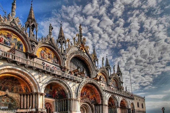Explore Vivacious Venice: Self-Guided Audio Tour - Doge’s Palace: begin at the center of Venetian power