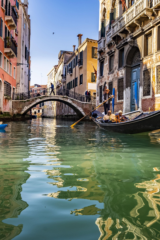 Family Kayaking Tour: Discovering Venice - Training Near the Medieval Arsenal and Castello Canals