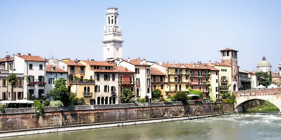 From Venice: Day Trip to Verona by Train with Guided Tour - Walking through Roman and medieval Verona