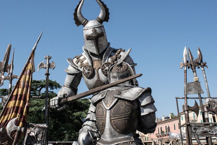From Venice: Day Trip to Verona by Train with Guided Tour - The return train and the seven-hour schedule