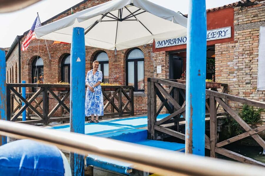 From Venice: Murano & Burano Guided Tour by Private Boat - Crossing to Burano for lace and painted houses