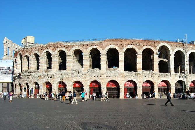 From Venice: Private Tour of Verona - Meeting your private guide in Verona