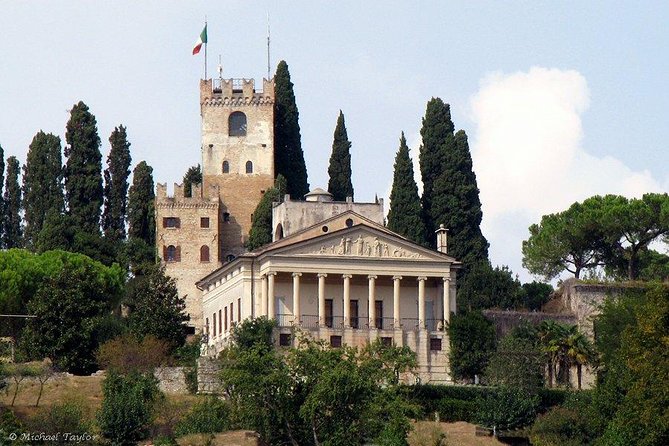 From Venice: Private Tour of Verona - Verona’s Duomo, inside and outside