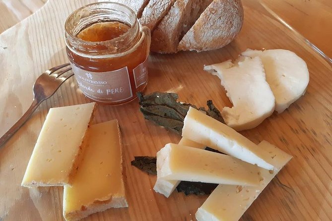 Full Day Prosecco and Cheese Tasting from Venice - The family cheese stop comes first