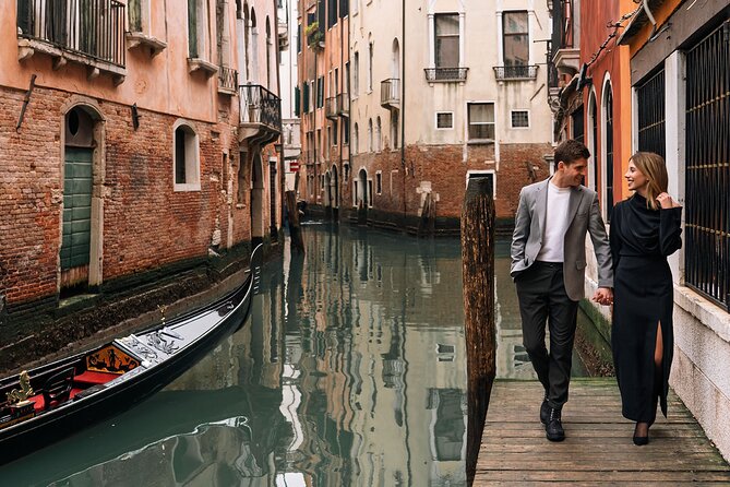 Glam photoshoot in hidden Venice! (up to 4) - What the 40 edited images are worth