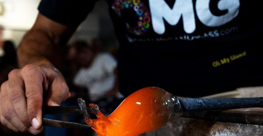 Glass Blowing Show Visit Murano Glass Factory & Showroom OMG - Which parts are praised most, and which need patience