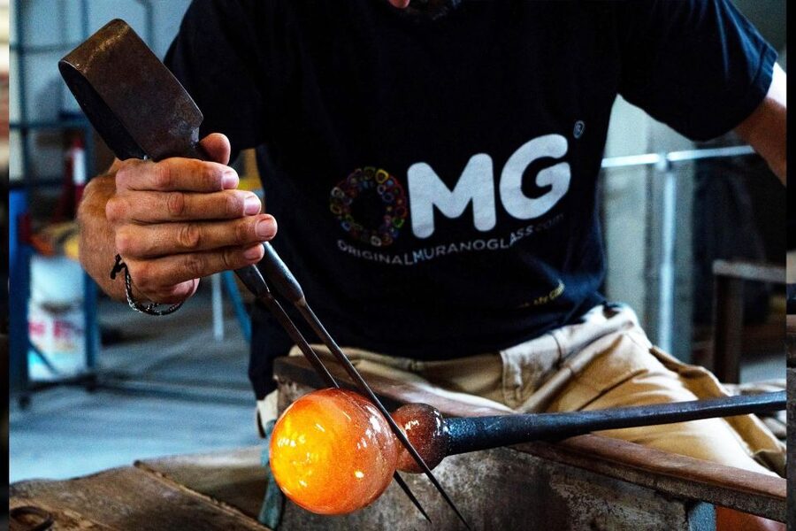 Glass Blowing Show Visit Murano Glass Factory & Showroom OMG - Who will enjoy this Murano glass visit