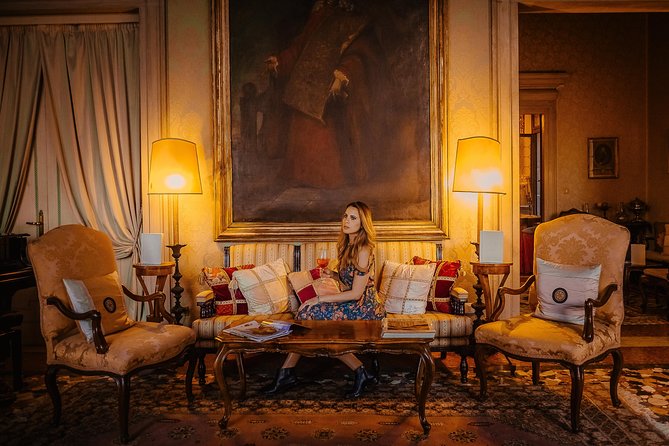 Gondola Ride and Aperitif in a Venetian Palace - Aperitivo on a Venetian palace terrace