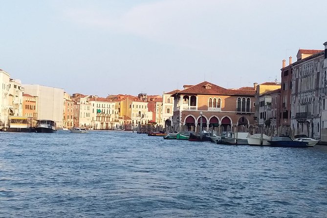 Grand Canal boat tour and Murano glass experience with Hotel pick up - Is $299.57 good value?
