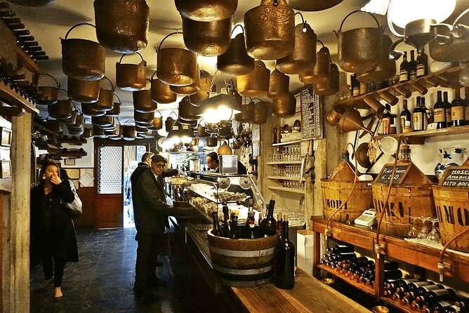 Guided Small Group Kickstart Food Tour of Venice - Chiesa di San Giacomo and the Rialto Bridge