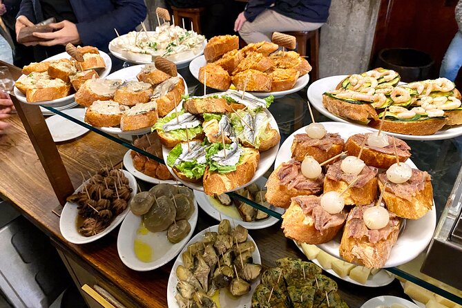 Guided Venice Street Food Tour and City Sightseeing - Sweet treats to finish the walk