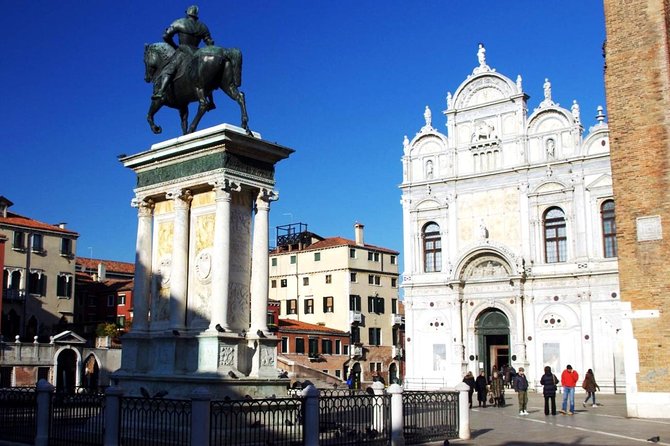 Guided Walking Tour of Venice, St Mark's Basilica & Doge's Palace - The Venice between the monuments