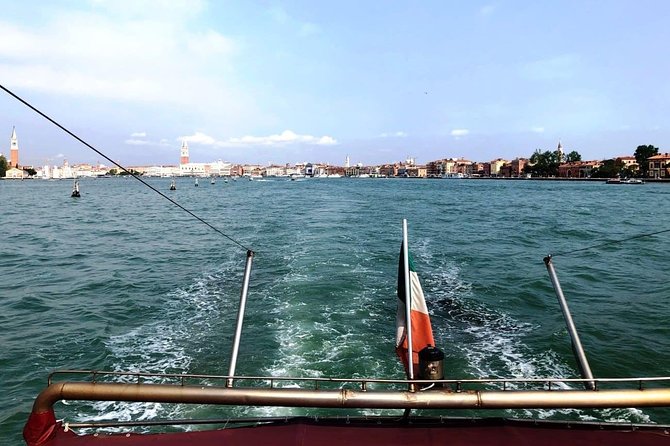 Half-Day Motorboat Cruise to Venice Lagoon Islands Murano and Burano - Meeting at Riva degli Schiavoni