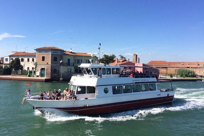 Half-Day Motorboat Cruise to Venice Lagoon Islands Murano and Burano - What the motorboat ride is really like