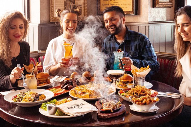 Hard Rock Cafe Venice with Set Lunch or Dinner - A rock cafe beside Venice’s gondola traffic