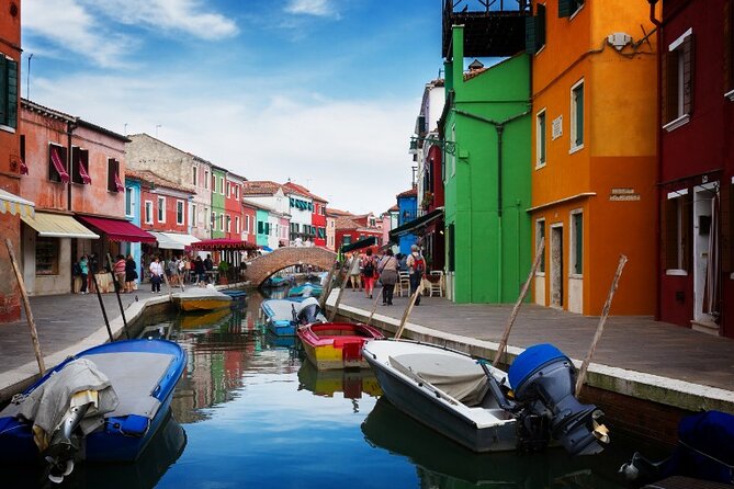 Island Hopping Tour: Mazzorbo, Burano and Murano - Murano’s churches and former bead district