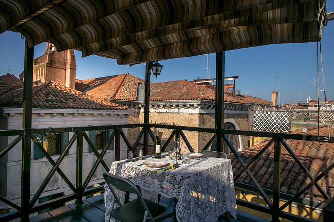 Market Tour and Dining at a Local's Home in Venice - Is $223.68 per person good value?